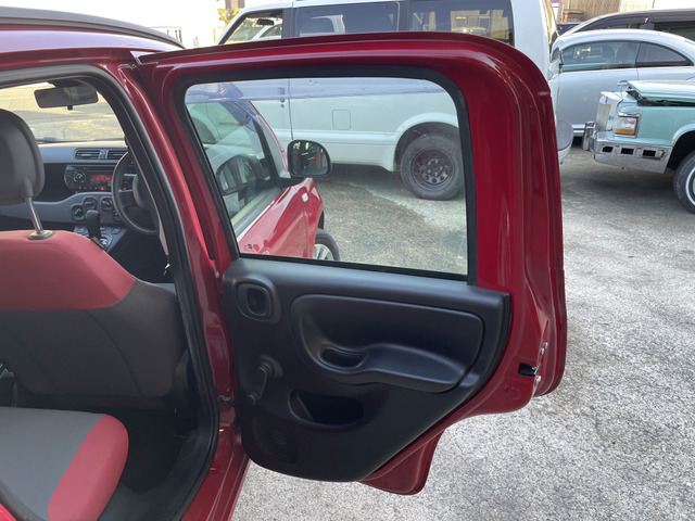 契約書のやり取りはメールやFAXのみでも可能です。TELにて現車を確認しながらのご説明や、気になる箇所の写メ送信等もご対応できますので、お気軽にお申し付けください。