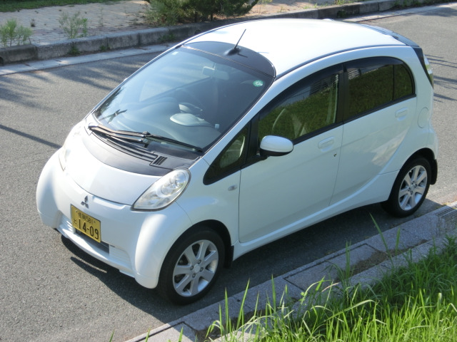 i-MiEV(三菱) ベースグレード　充電ケーブル付 100V 200V 中古車画像