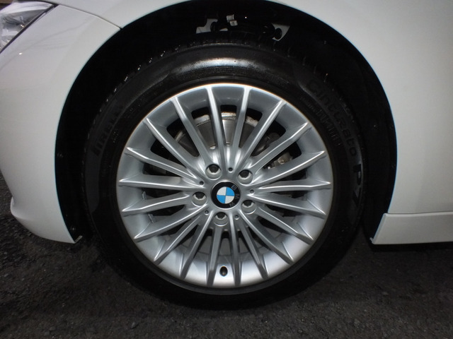 �^�C����3���Ƀs�����������t���b�g�^�C����4�{�����ς݂ł��A�u���[�L�p�b�h+�u���[�L���[�^�[��44000�L���������ςݑO��7���̎c��������܂�!