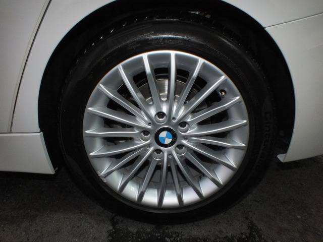 �^�C����3���Ƀs�����������t���b�g�^�C����4�{�����ς݂ł��A�u���[�L�p�b�h+�u���[�L���[�^�[��44000�L���������ςݑO��7���̎c��������܂�!