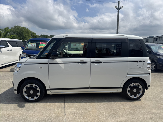 ムーヴキャンバスX ブラックアクセント リミテッド SAIII 4WD