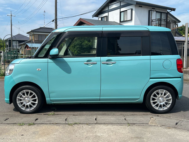 スタッフ全員、車好き&お客様思いのメンバーです!♪