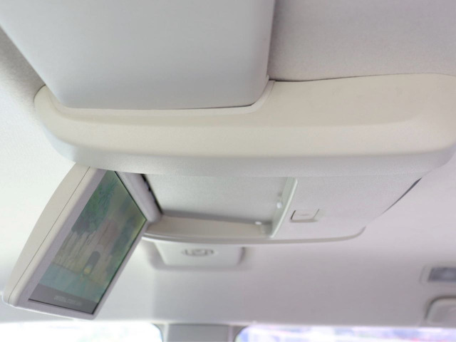 遠方で現車確認が困難な場合は、お知りになられたい点をお電話やLINEでお伝えいただけましたら出来る限りご説明させていただきます。