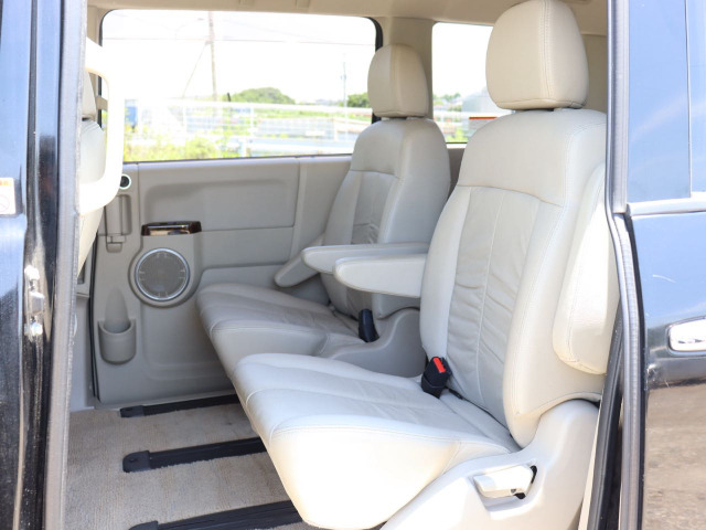 遠方で直接お引き取りが出来ない場合や名義変更済みの登録納車をご希望の際は別途費用にて日本全国どこでも納車可能です!