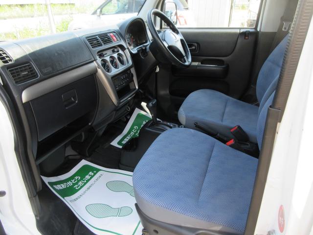 ☆内装・助手席廻りです☆