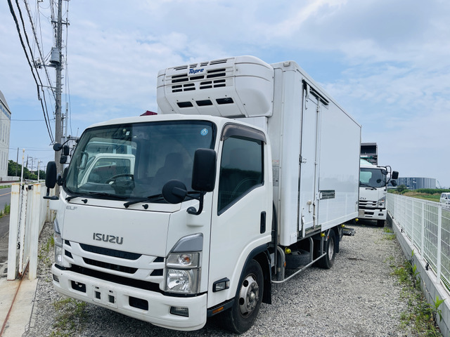 エルフ冷蔵冷凍車