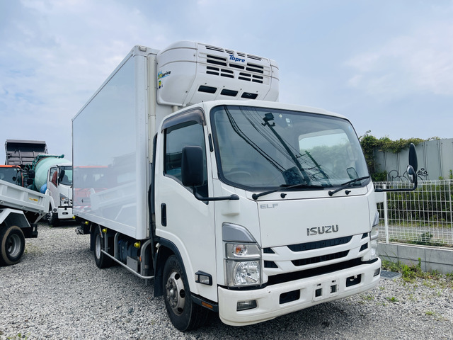 エルフ冷蔵冷凍車