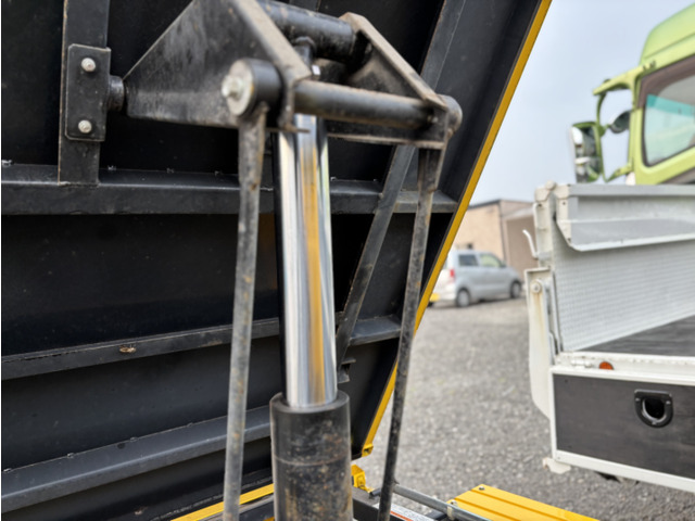 シリンダーからのオイル漏れもございません!!