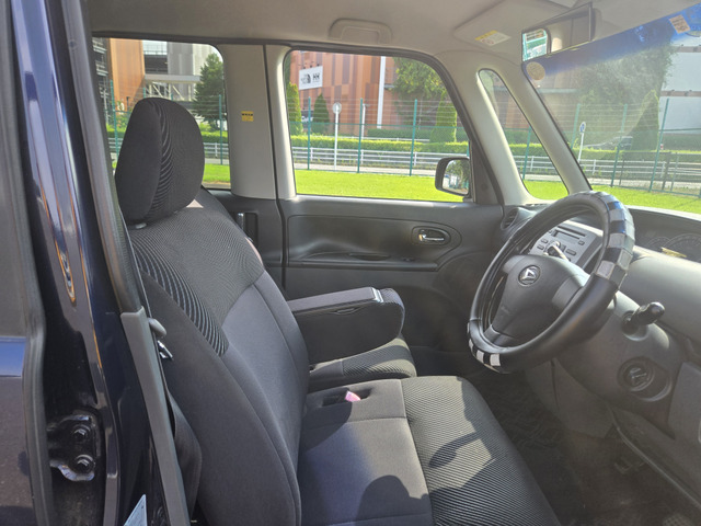 肘掛けシート付きです。(支払総額15.8万円・圏内に限り・タイミングチェーンですのでベルト交換必要ございません)