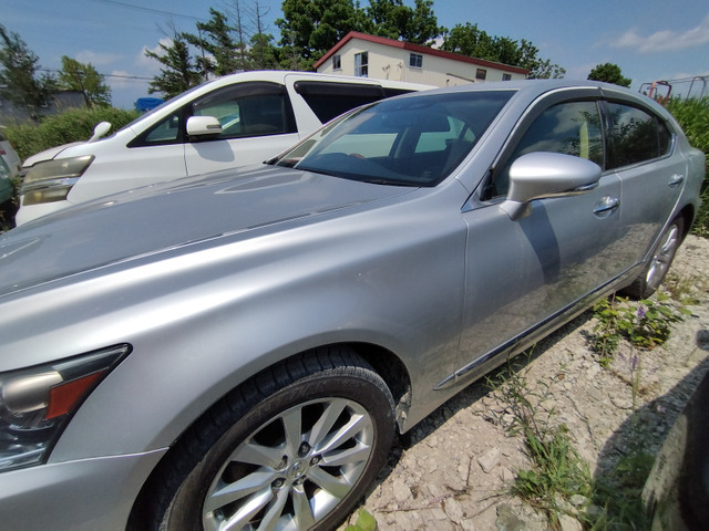 LS460