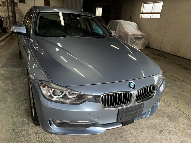 �����Ƃ��Ă͏���HDD�i�r�Q�[�V�����A�~���[�^ETC�ԍڊ�A���{�v�p���[�V�[�g�A�V�[�g�q�[�^�[�ABluetooth�ڑ��A��Q���Z���T�[���[�����Ă���܂��B