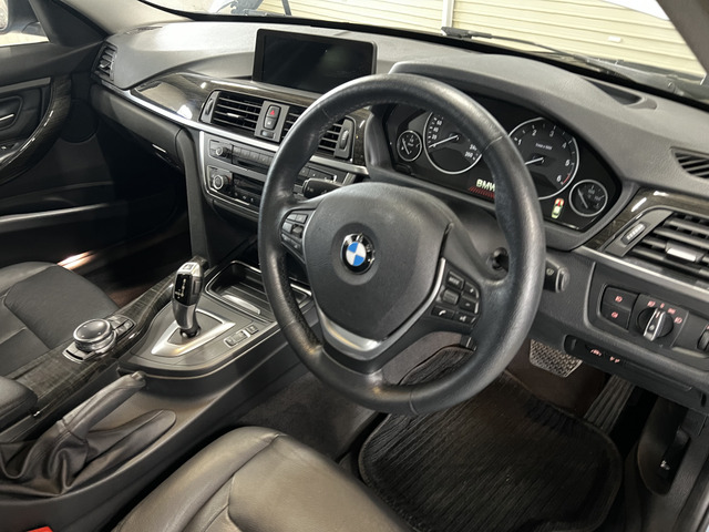 ���q�l�����g�œo�^��Ԍɏؖ��Ȃǂ̐\�����s���Ă����������Ƃŏ���p��啝�ɃJ�b�g���\�ł��B