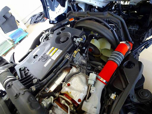 �G���W�����[��