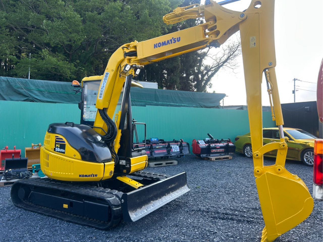 四日市発☆KOMATSUコマツ PC50UU-1 油圧式パワーショベル 鉄キャター