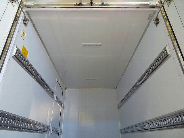 �ב����:320&times;175&times;190 ���v�� R1�N�� R�ω���/90�x�X�g�b�p�[�t ������5.5cm ���T�C�h�X���C�h�h�A �X�e�����X�����b�V���O���[��2�i ���������O1�� �׎�LED��2��