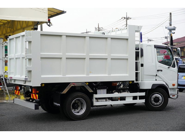 �o���E�g���b�N�Ƃ���1��1��d�l�̈قȂ镨�����A���m���Ɋ�Â�������₷�����������Ē����܂��B