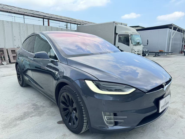 モデルX(テスラ) 中古車画像