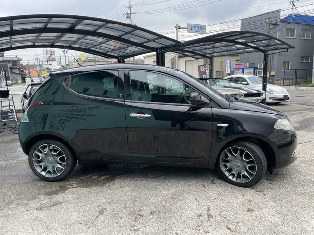 3�����E3000km�̖����ۏؕt���ł��B�G���W���A�~�b�V�������̏C���̍ۂɋ��z���傫���Ȃ肪���ȉӏ��������C���ň��S�ł��B�ő�3�N�܂ł̗L���ۏ؂���舵���Ă���܂��B