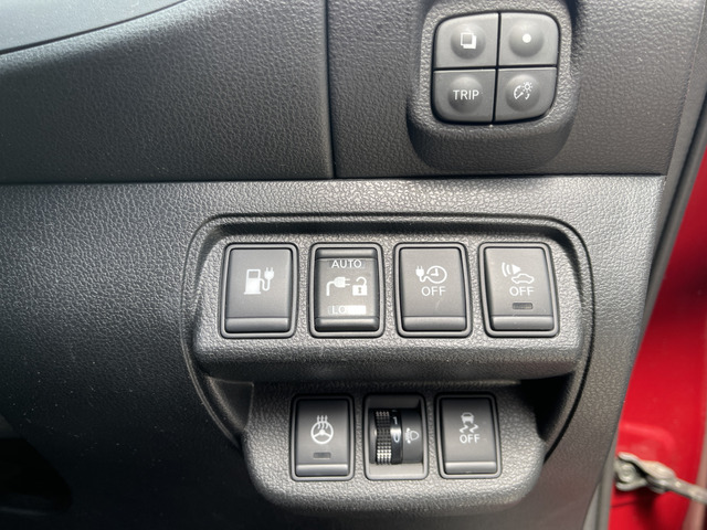 ���[�d�|�[�g�J����X�C�b�`��n���h���q�[�^�[�E�^�C�}�[�[�d�X�C�b�`�Ȃǂ��낢��ȃX�C�b�`������܂��B������������!!���₢���킹��TEL06-6430-1230 E-mail cars_genesis2007@