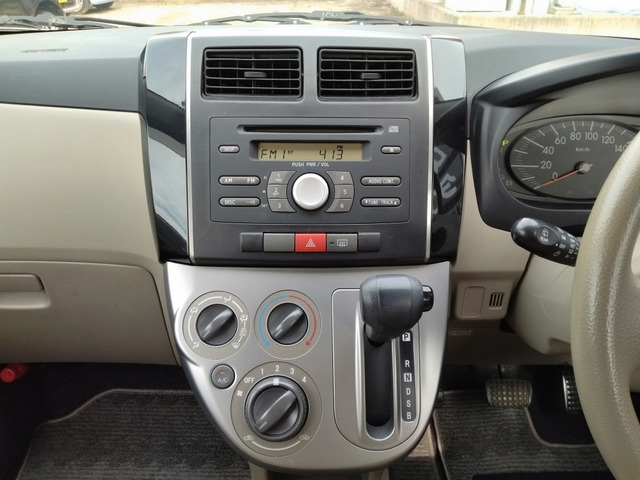 �I�[�f�B�I�E�G�A�R������p�l���y�уV�t�g���o�[����