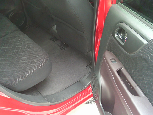 �ו��ɓn��A���ВS���X�^�b�t���m�F�������Ē����܂�!���ЂƂ������S�������܂�!