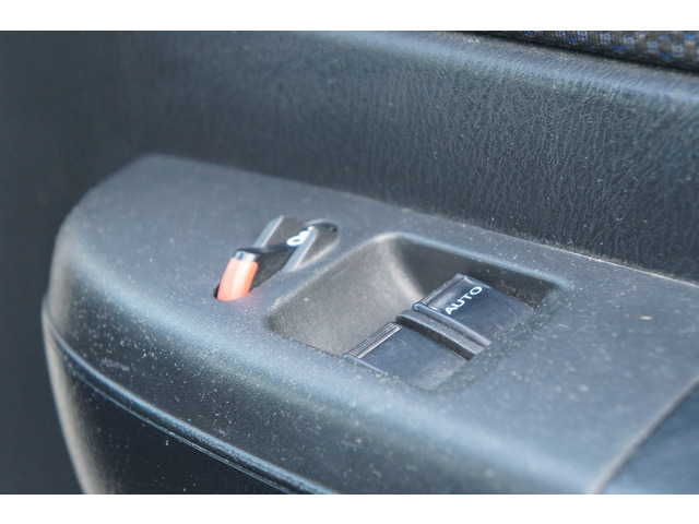 ☆MEGA級展示場在庫100台!全店舗300台以上!☆軽自動車コーナー、コンパクト車コーナー、1BOX&ステーションワゴンコーナー、輸入車コーナーずらりとご用意しております♪