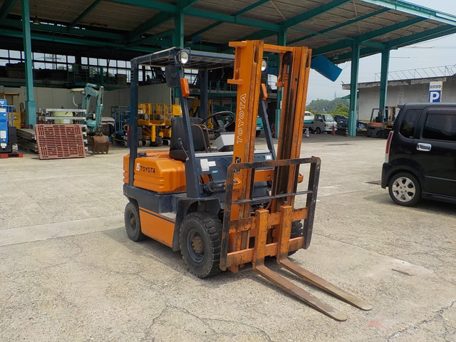トヨタL&amp;Fエンジンフォークリフト