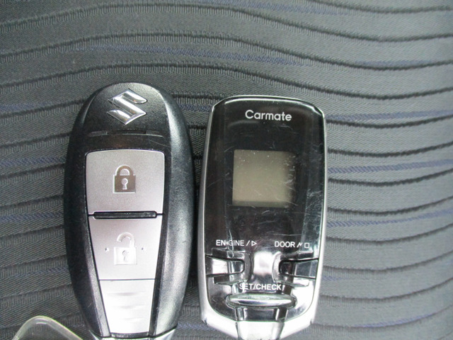 ���֗��ȃX�}�[�g�L�[�E�G���W���X�^�[�^�[��