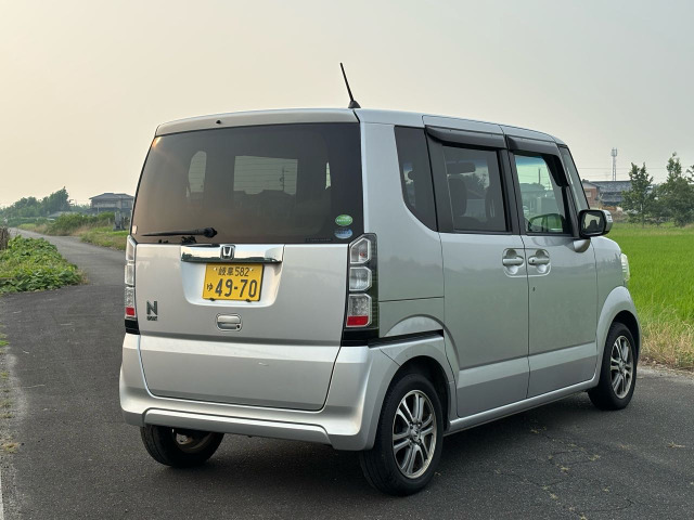 ホンダ N-BOXカスタム G ターボ パッケージ 17.9万円 平成25年