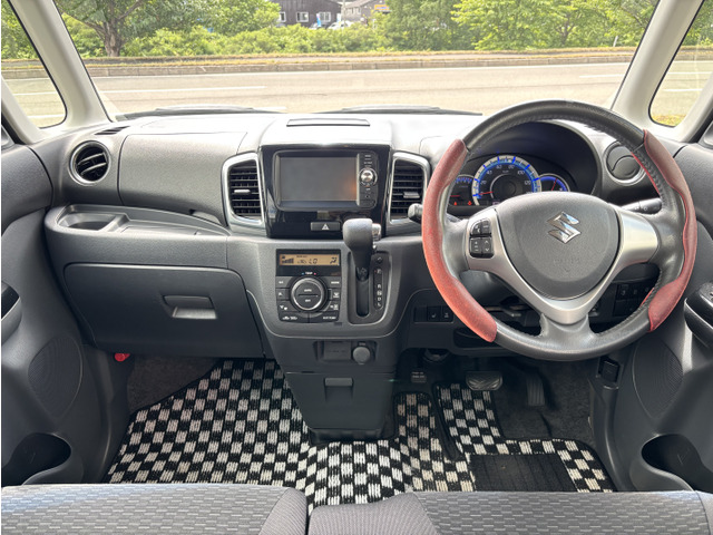 �ԂɊւ���A�����邱�ƂɑΉ��\�ł��B�^�C�������E�I�C�������Ȃǂ����C�y�ɂ����k���������B�݌ɂɂȂ����Ԃ��A�S�����[�g�ł��T�����邱�Ƃ��\�ł��B���v�]������΂��C�y�Ƀ��[���������͂��d�b���������B