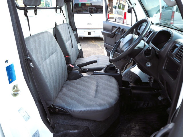 �y�g���Ƃ��Ă��Y��ȉ^�]�ȁA����ȂƎ����ł��B �����͑傫�ȍr��̂Ȃ��Y��ȏ�Ԃł��B�����x���Ԃ������������B���Ԃ�1�����ŋC�ɂȂ�܂�����A09046440671���A���\�񉺂���