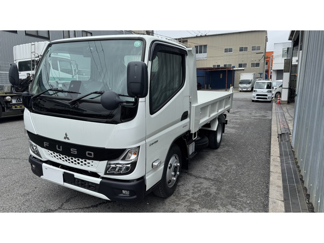 キャンターダンプ