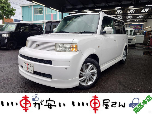 トヨタBBの右フロントドアホワイト フロントドア スピーカー付き トヨタBBの右フロントドアホワイト フロントドア スピーカー付き