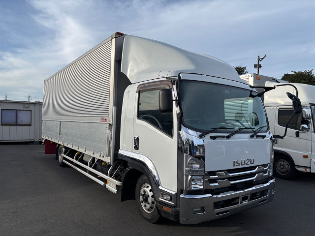 フォワードウィング