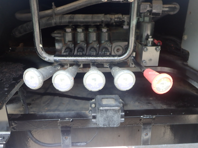 �W���b�L�̃Z�b�g/�i�[�́A�V���v���ő��삵�₷���Ȃ��Ă��܂��B