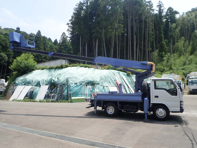 �����^�Ƌ��ŉ^�]�\�ł��B�ԗ��d��:6770kg �ԗ����d��:7135kg