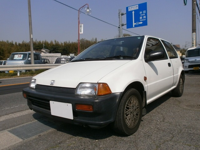 �V�e�B�i�z���_�jEE 5��MT�E�m�[�}���ԗ��E����_���L�^�� ���Îԉ摜