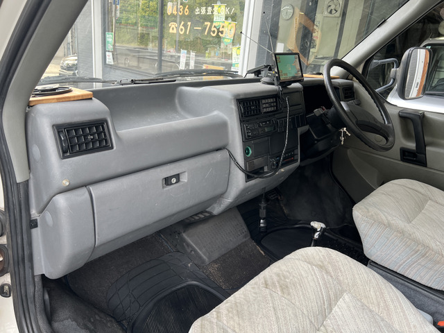 �}�t���[������G�A���̎��t���ȂǁA�J�X�^���̂����k�����C�y�ɂ��₢���킹���������B