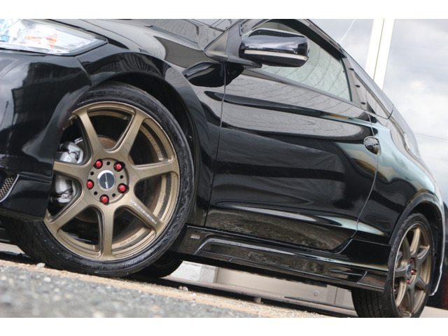 ���z�C�[���J���[���{�f�B�Ƀ}�b�`���Ă���܂�!