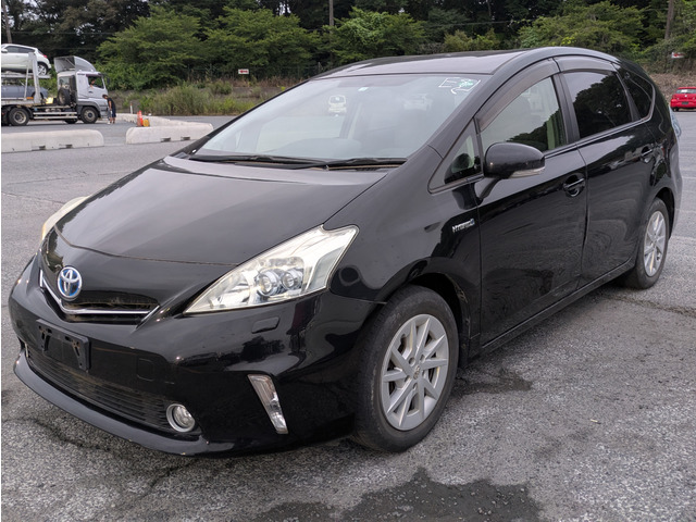 プリウスα1.8 S