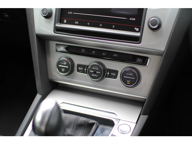 3ゾーンオートエアコン