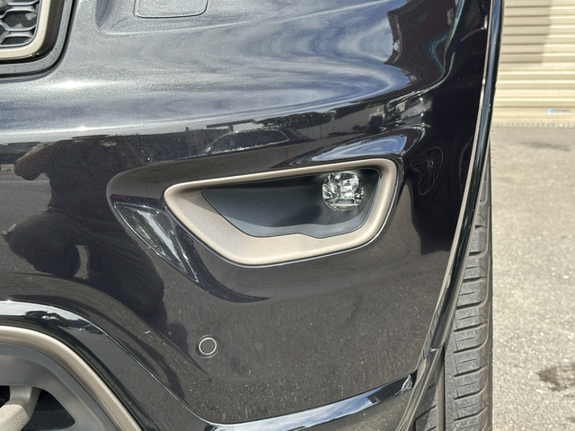 【左フォグランプ】