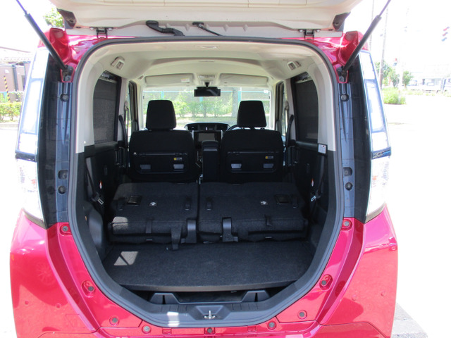 ★リア席倒した状態です★