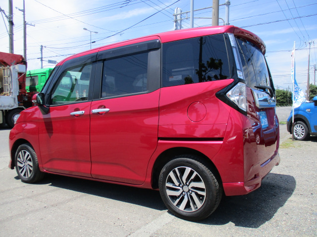 ★乗りやすい大きさの乗用車です★