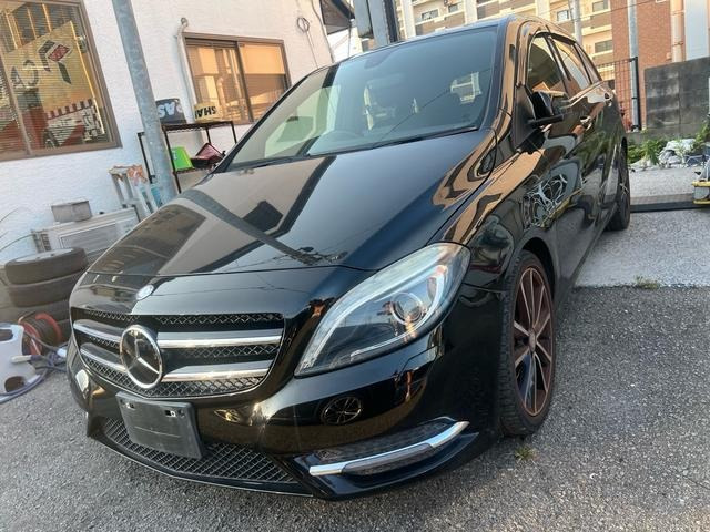 メルセデスベンツ B180 w246ブルーエフィシェンシー車検R7.9 b200 メルセデス・ベンツB180ブルーエフィシェンシー（FF⁄7AT）ブリーフ