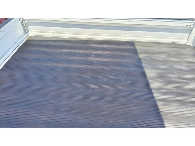 確認の上、写真を添付して返信させていただきます。