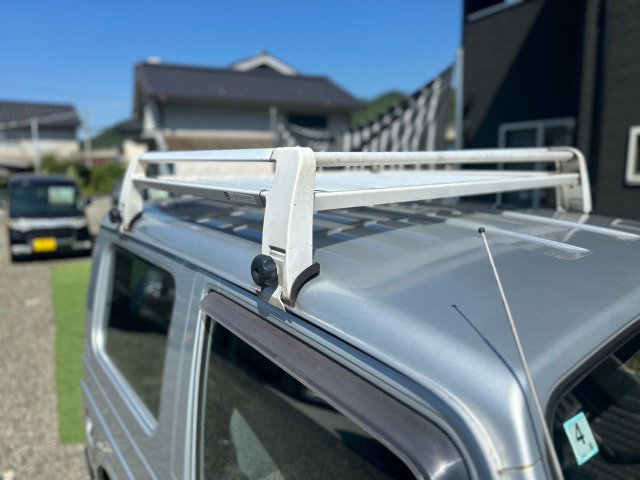 ���[�t�L�����A�����ŃL�����v��ނ�A�X�L�[�Ȃǉו��̑�����ʂł��劈��B