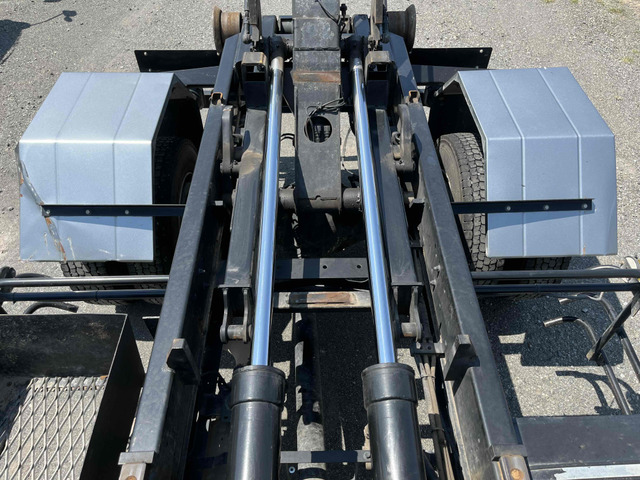 �V�����_�[�c�݂�ڎ��ŕ����鏝�������܂���!