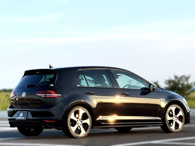 ��������̓W���Ԃ͓��X�ɂĒ��ڔ���������Ȃ������Ԃł������ԃ}�[�W�����������A�����߂₷�����������œW������