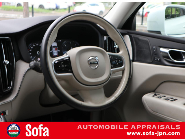 専用マルチファンクションレザーステアリング ヒーター付き